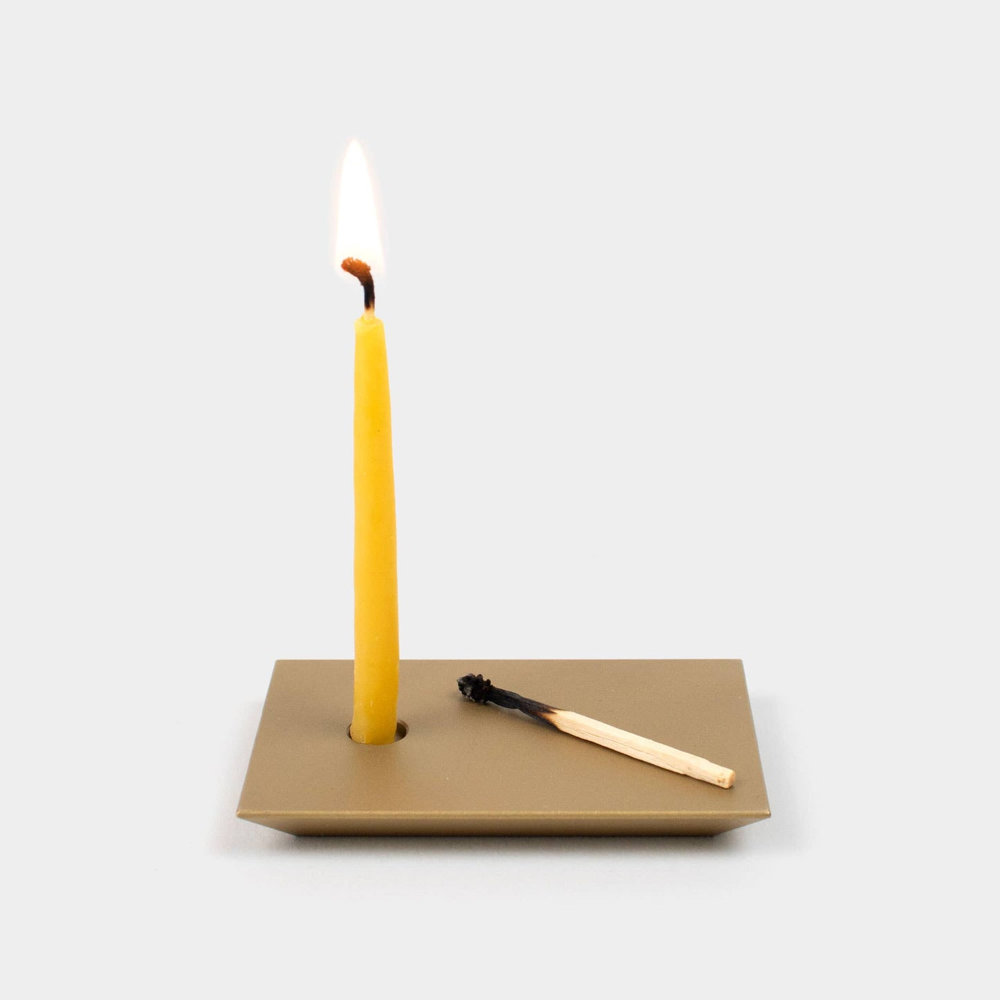 20-Minute Meditation Set - Brass Plate, 30 Candles & Matches